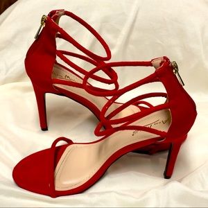 Anne Michelle   sexy red stiletto’s